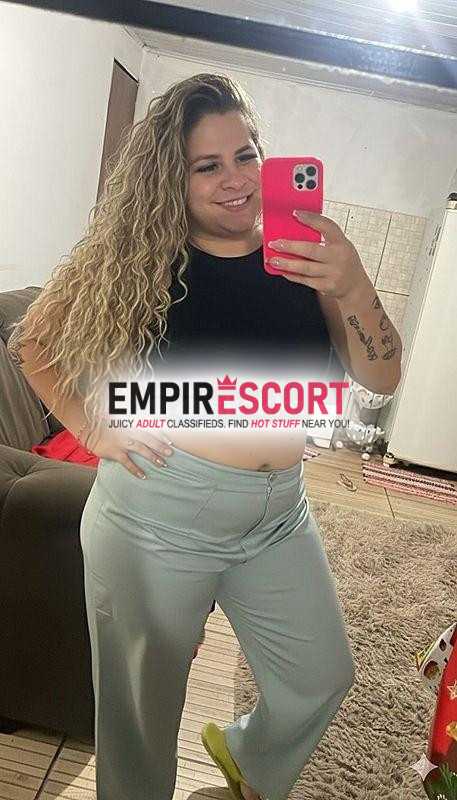branca❤️‍🔥🔥 sou loira cabelos cacheados bunda e peito grande bucetinha carnuda. completo 100 anal vontade sem frescura. 
venha conferir local tra