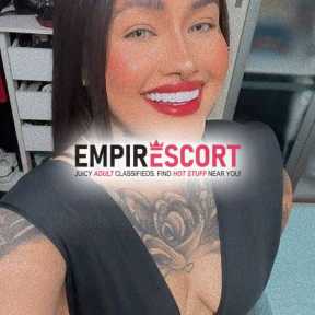 rainha do anal baixinha cheirosa e tatuada