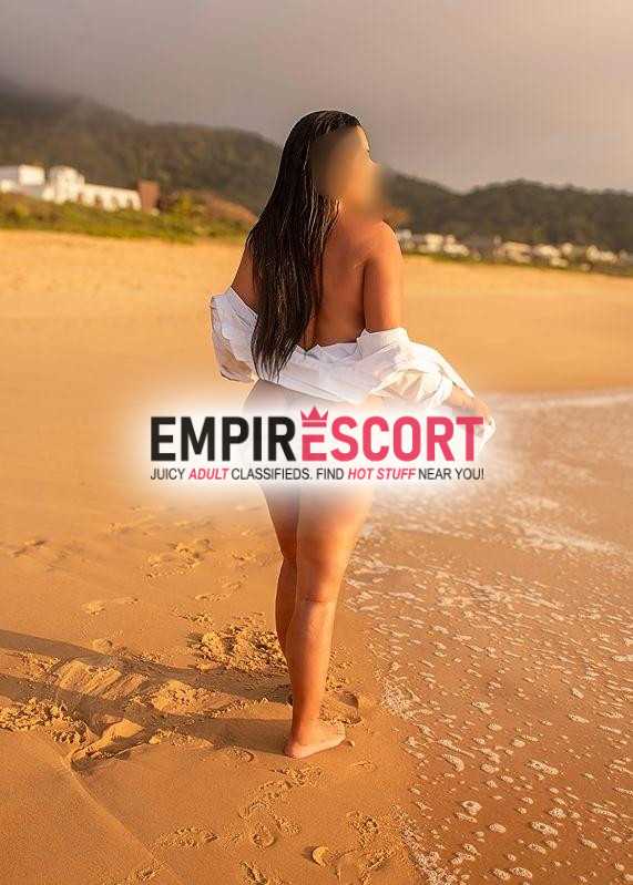 sou uma morena siliconada bem brasileira e quente…