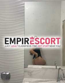 thamires acompanhante
