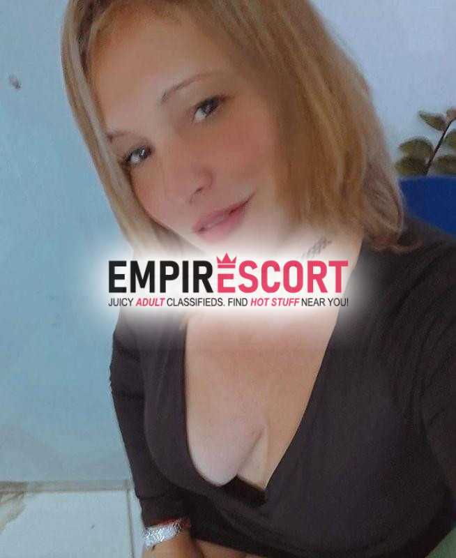belíssima coroa para satisfazer seus desejos ocultos amo preliminares com beijos e carícia