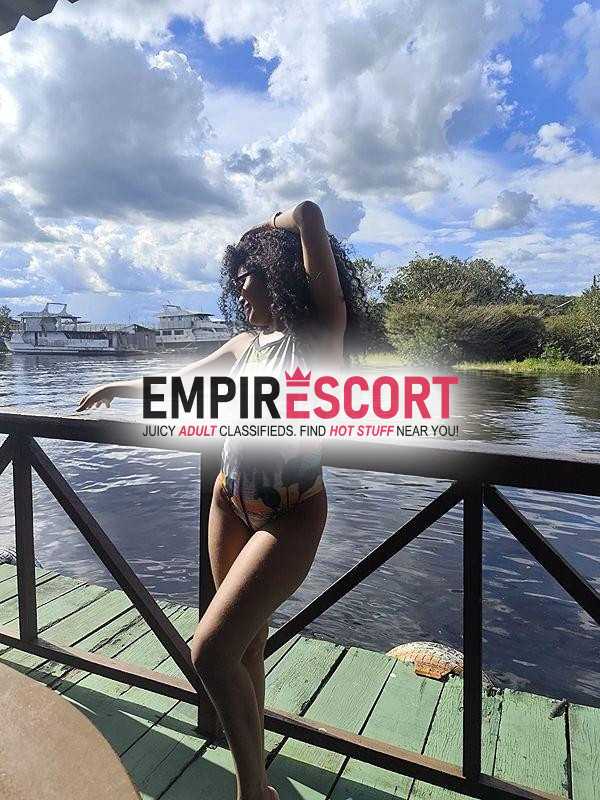 josy morena cacheada novata na cidade local