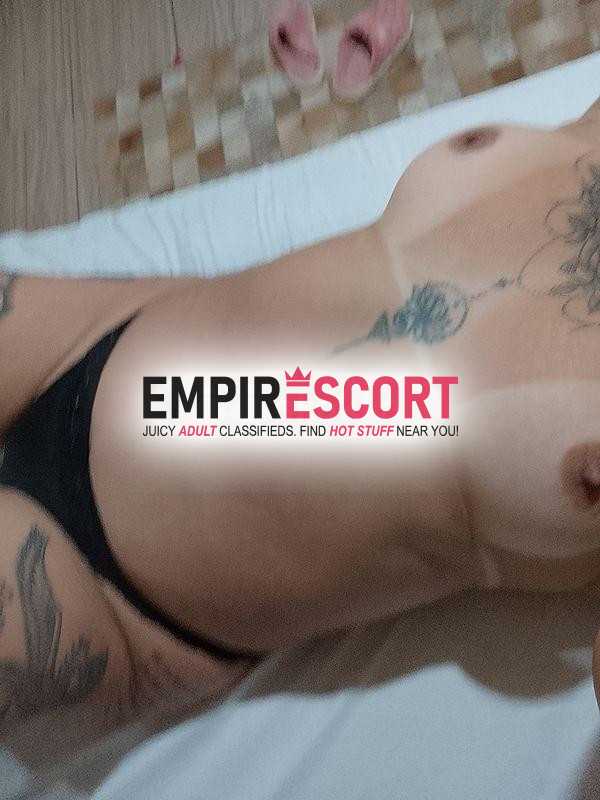 vamos começar o mês relaxando
morena tatuada e cheirosa sua disposição💋❤️‍🔥