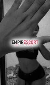 novinha de 18 aninhos disponível com local no centro. 🥰😈 quero ser todinha sua hoje. vem descobrir todos meus segredinho mais secretos. 🤭🤫