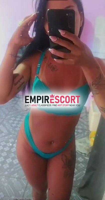 75completinho com local amo cuzinho tenho local uma morena linda e cheia de tesão amo fuder dou cuzinho e adoro que chupe minha buceta