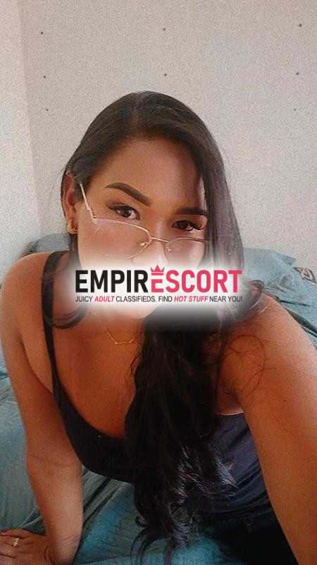 ola amores me chamo giovana uma acompanhante de luxo bela e linda amores com sexo maravilhoso nesse natal gostoso