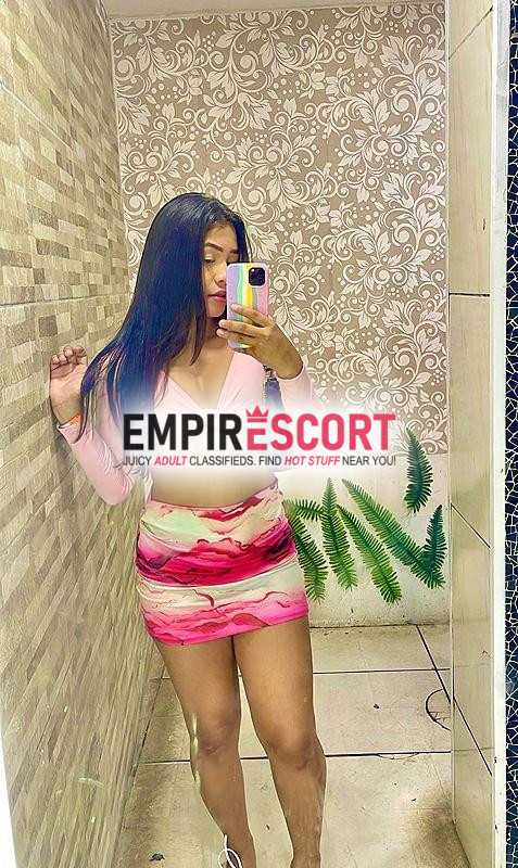 bruna novinha gostosa com local disponível