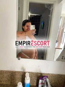 bunda grande e cintura fina