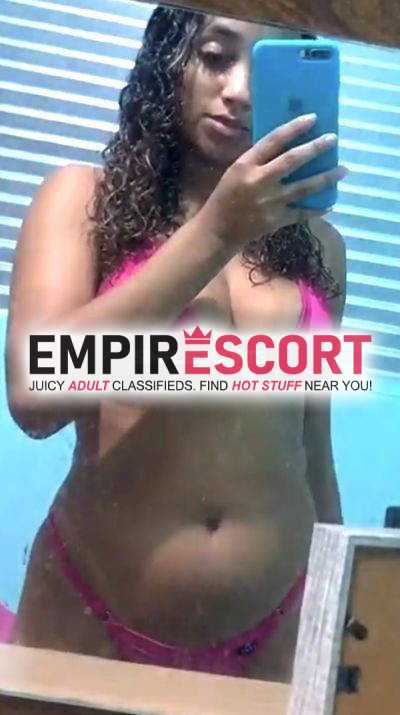 silva morena bronzeada gata com uma marquinha sexy e deliciosa.
