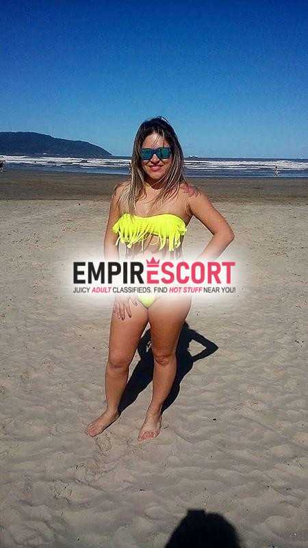 sentada quente 100 bucetinha apertada e com pelinhos disponível no centro