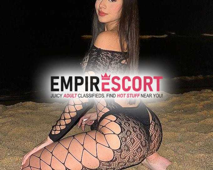 lua novinha miss beleza com local acompanhante massagista