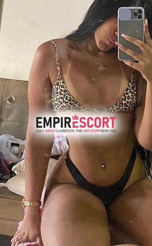 nathaly safadinha na mamada e na sentada sou bem putinha na cama vem se deliciar
