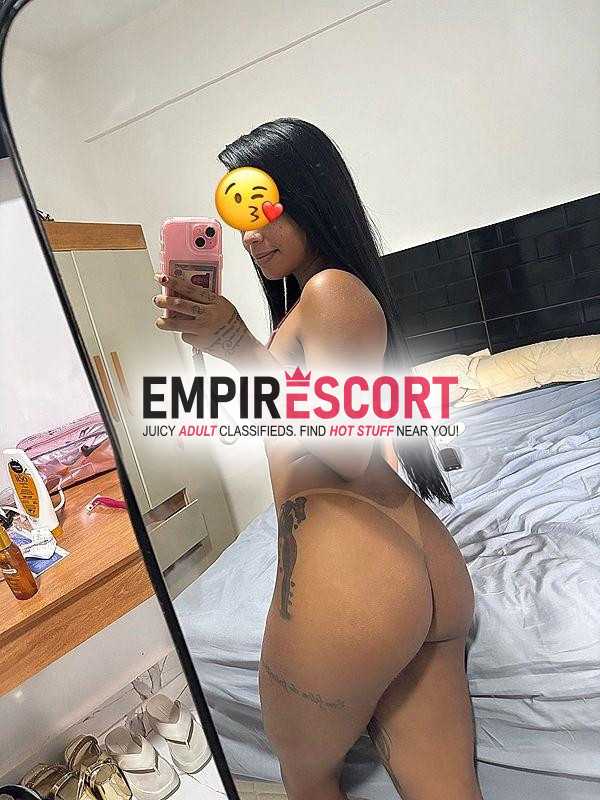 karol namoradinha perfeita bronzeada
