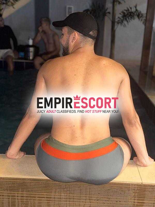 gay rabudo tenho 19 anos faÇo completo por 100🔥😈