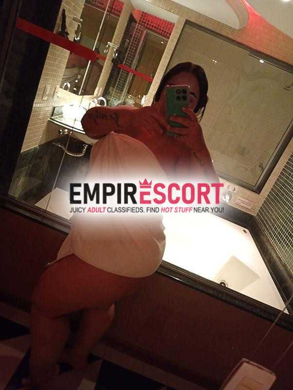 gordinha delícia lizinha coxuda bunduda gg toda grandona 😋 só vem ser feliz bb