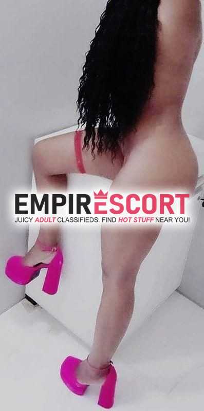 july prefere sexo anal ao invés de vaginal. não apresso meus clientes. ambiente reservado e climatizado. com uma cerveja bem gelada para você relaxar comigo.