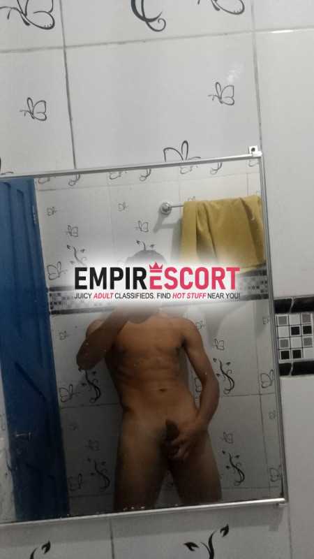 olÁme chamo souza sou bem atencioso sedutor safado gostoso o novinho perfeito pra vocÊ que estÁ procura de prazer vem gozar gostoso junto comigo bb