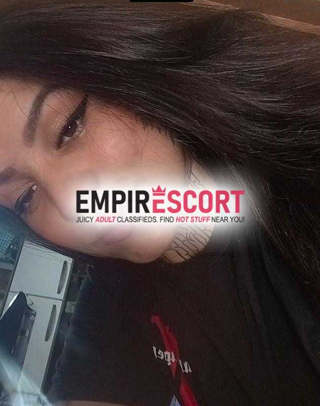 gatinha tatuada