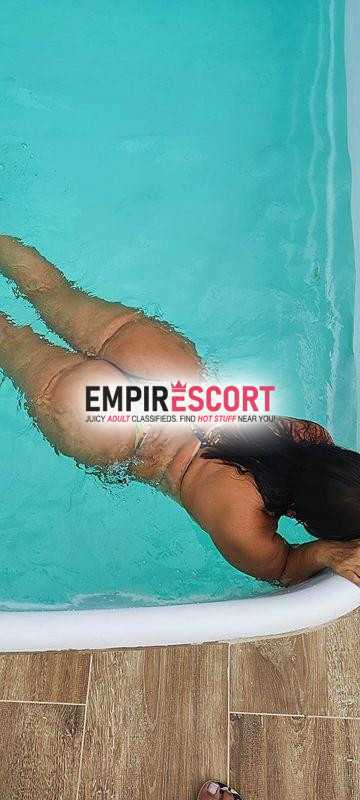 coroa 👑 safada cheia de prazer