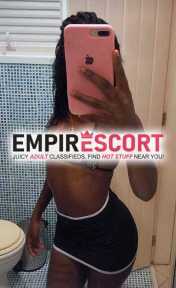💋haitiana querendo dar o cuzinho boquete até vc gozar na minha boca 💋🌶️