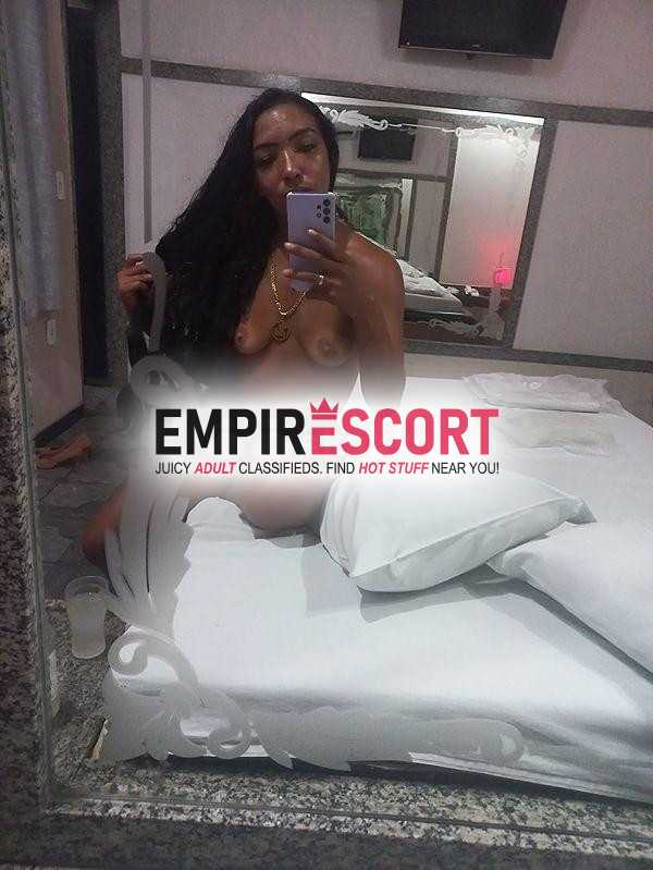 laurinha do anal gostoso