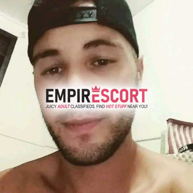 só mulher trans e casal