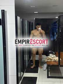 tenho 25 anos corpo atlético gosto de me cuidar