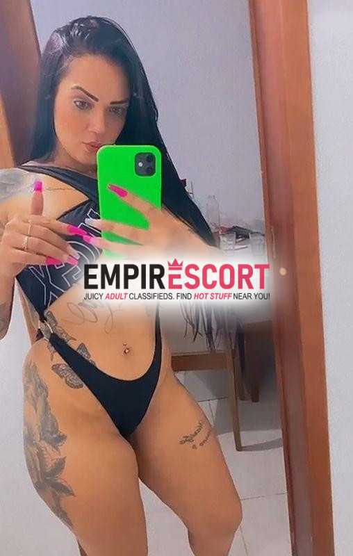 nifetinha sentada furacão 🔥🔥🔥