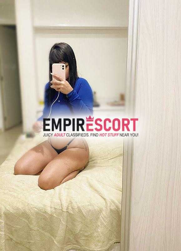 lara morena baixinha toda linda e simpática 200300