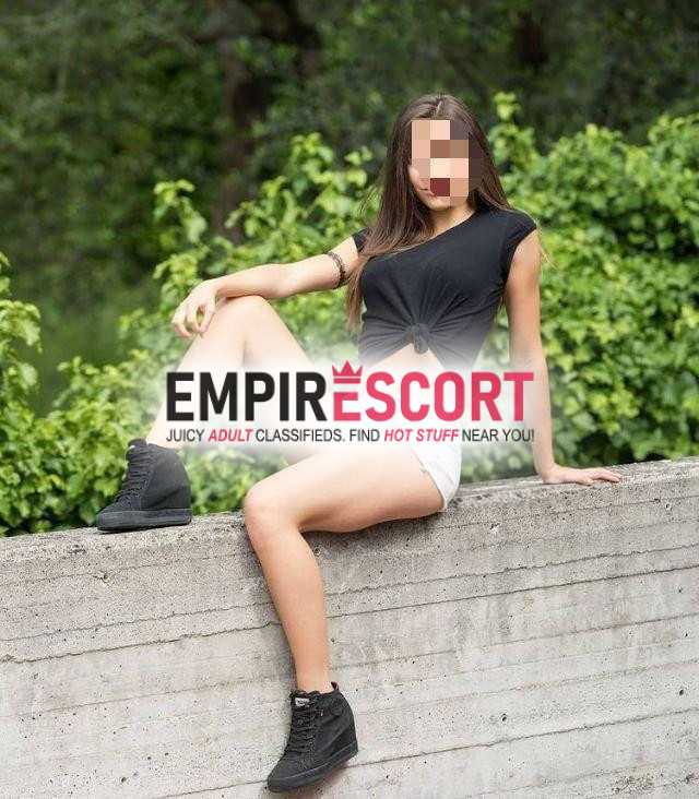 olá eu sou maitê tenho 21 anos morena pele branquinha baixinha perfeita para lhe satisfazer. adoro preliminares fazer um oral bem gostoso.