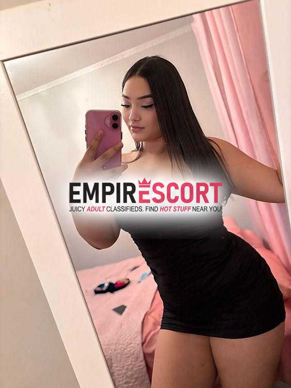 novinha rabuda ao estilo namoradinha com local