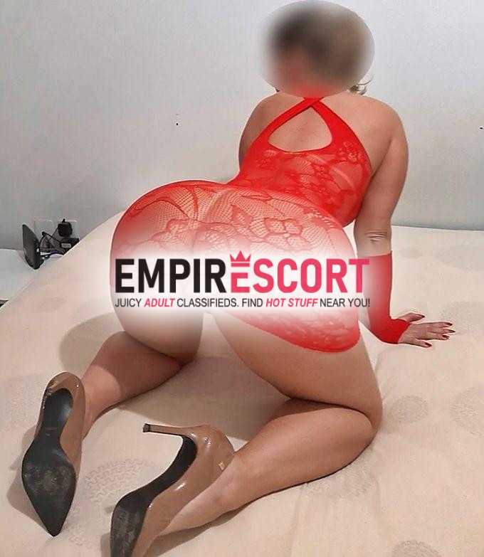 namoradinha fogosa com local. não faço anal. fotos reais