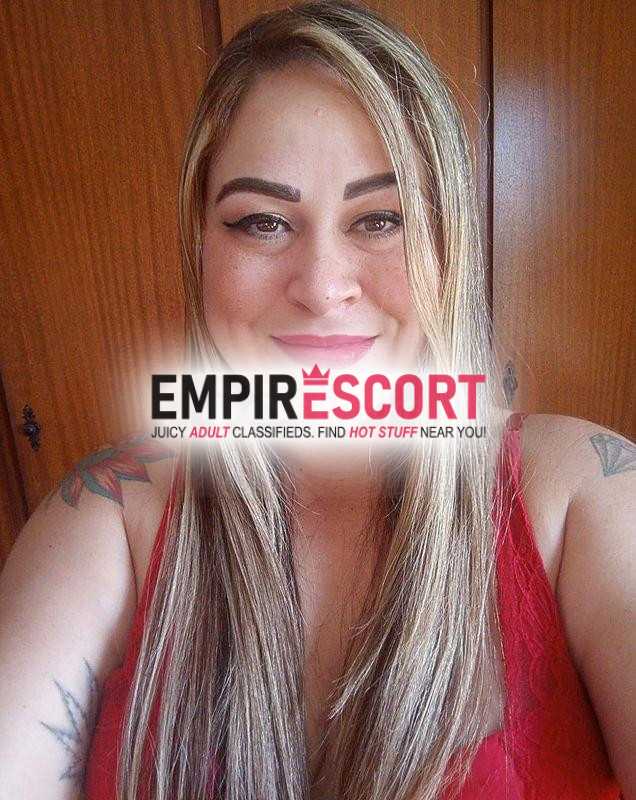 vem aproveitar o momento com massagens e toque com uma loirinha gostosa