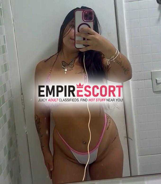 larissa 120 disponível 24 horas nesse sabado com local e amiga