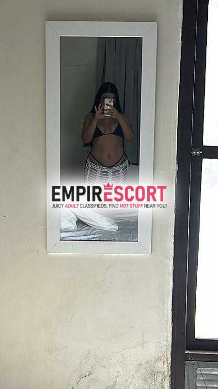 novinha bucetona greluda e com anal profundo