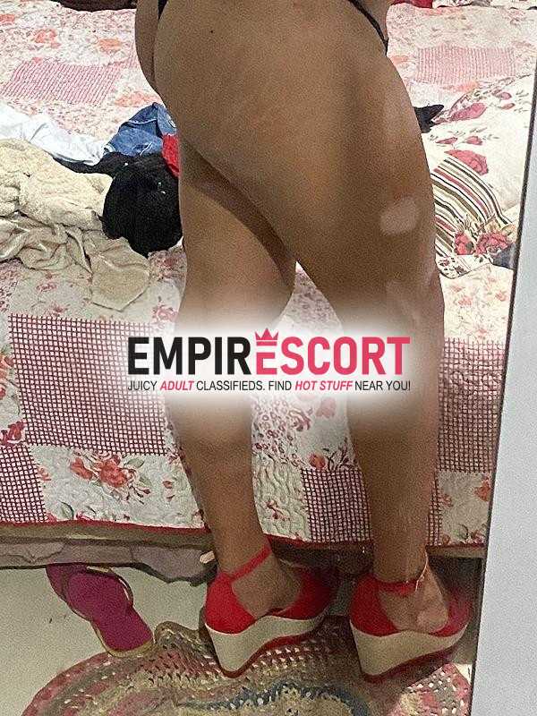 prazer morena safada pronta pra realizar seus desejos sexuais