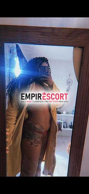 linda morena cacheada novata atendimento no joquei novidade