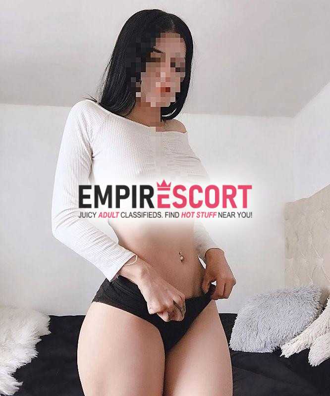 ola meus amores me chamo mara uma linda universitaria com uma super boca macia de veludo pra vc que gosta de um bom oral molhadinho e babadinho