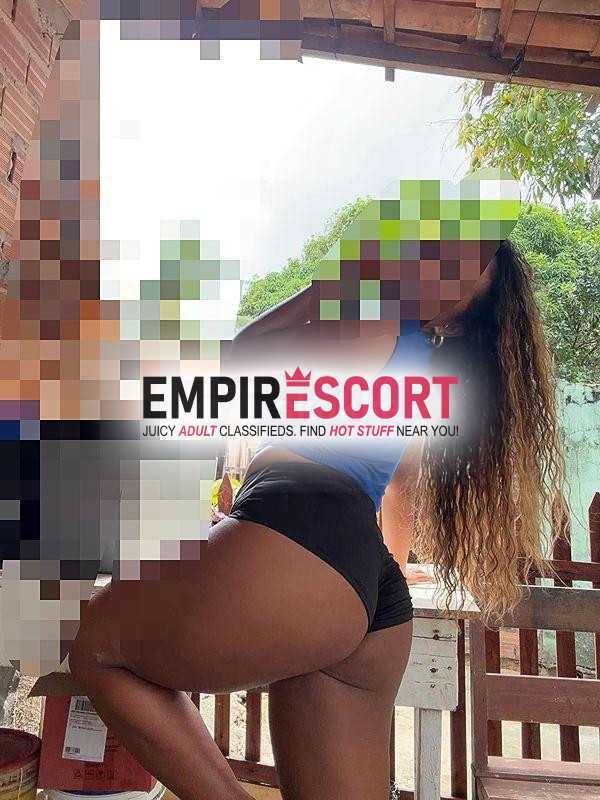 uma morena estilo safadinha totalmente sem frescura venha aproveitar cada minuto de prazer