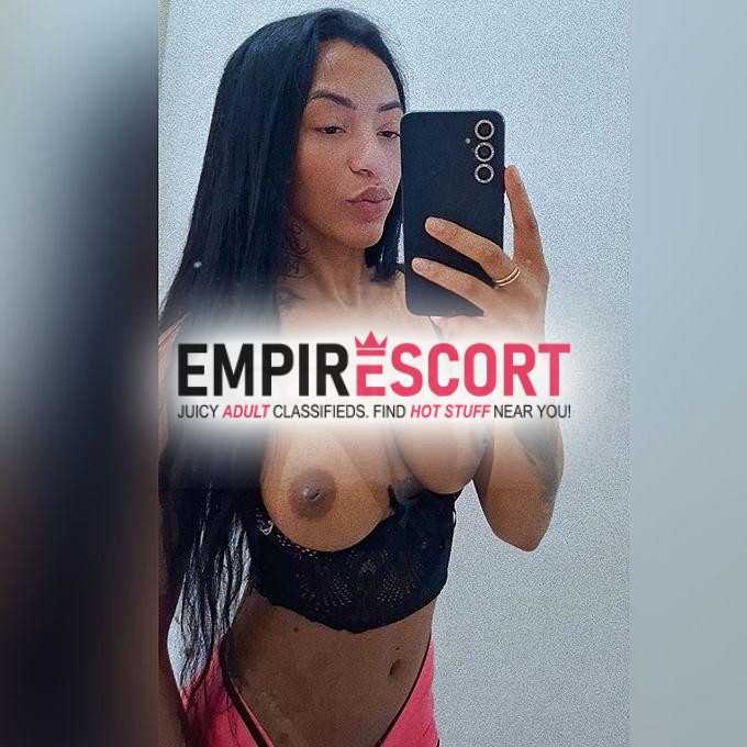 morena apertadinha
