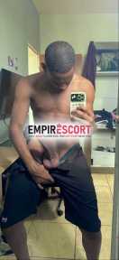 hétero com 24cm de rola atendo homens e casais gays carentes em motel ou domicílio. vendo packs.