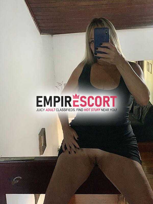 loira alta cheia de curvas e bumbum gg