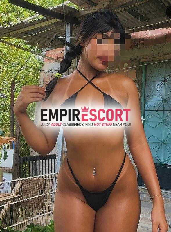 rapidinha apenas 100😉 com uma morena gostosa 