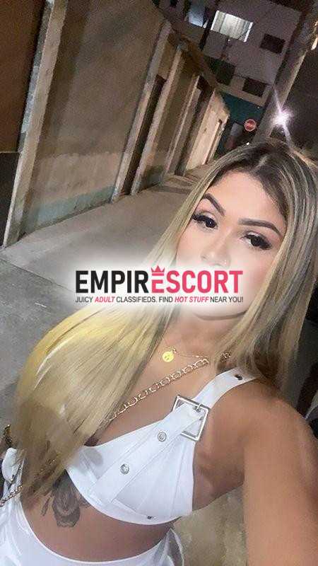 baixinha gostosa e safadinha venha me deliciar.