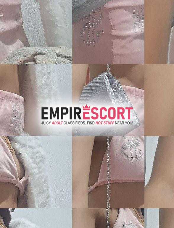 boneca novinha cheirosa gostosa magrinha ruiva linda de óculos 
make roupas e estilo á sua escolha.😏😈