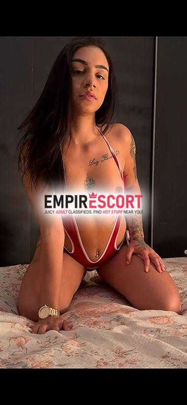 branquinha tatuada