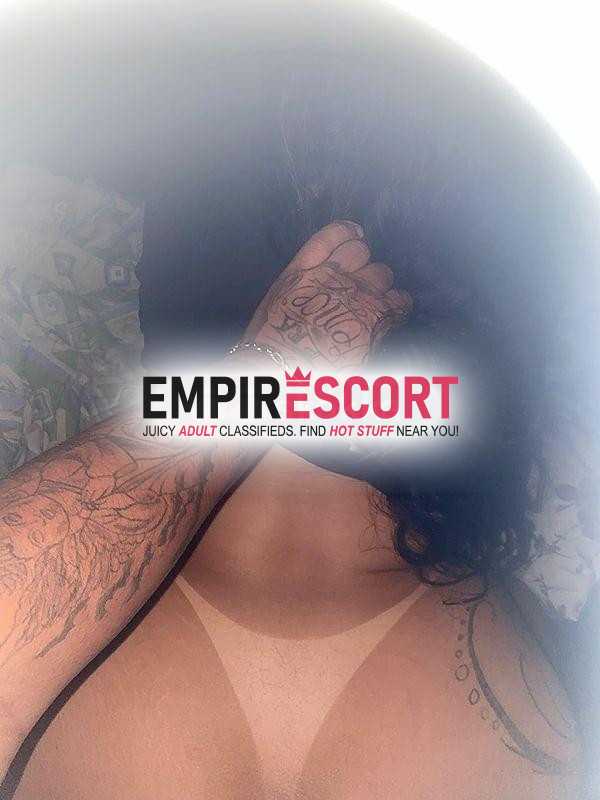 morena completinha somente pra clientes de bom gosto local no centro de são gonçalo 😈🔞