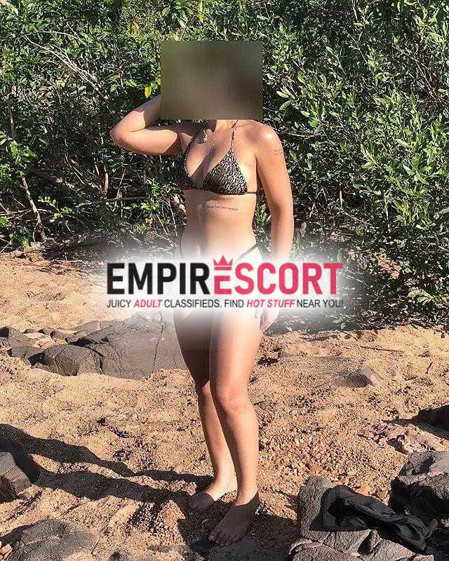 um delicioso boquete sem camisinha e um anal no precinho to on