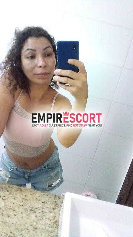 uma super gostosa ao seu dispor