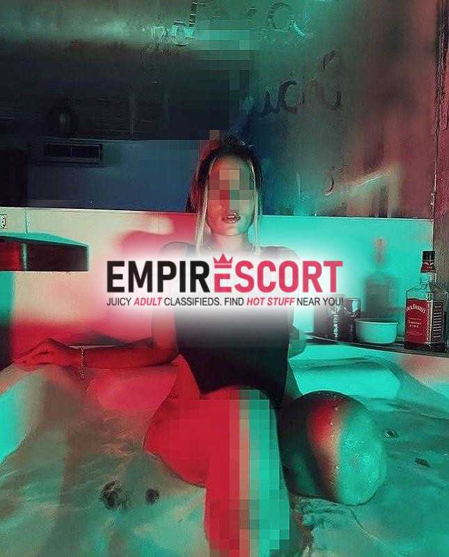 novinha com local